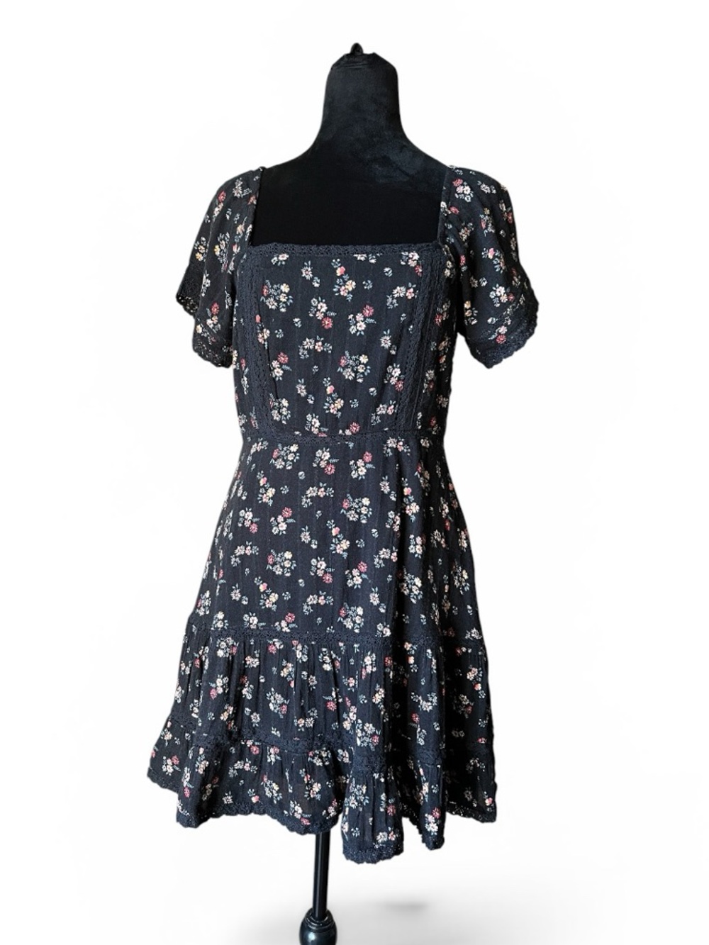 American Eagle Floral Babydoll Mini Dress Black Puff Sleeve Lace Trim Size S NWT - Picture 2 of 8